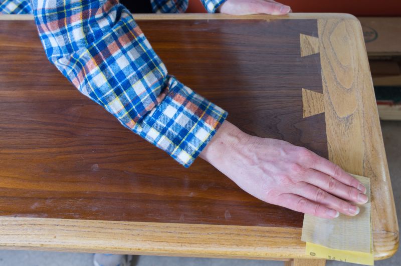 Table Refinishing Cost Guide — Cost of Table Refinishing